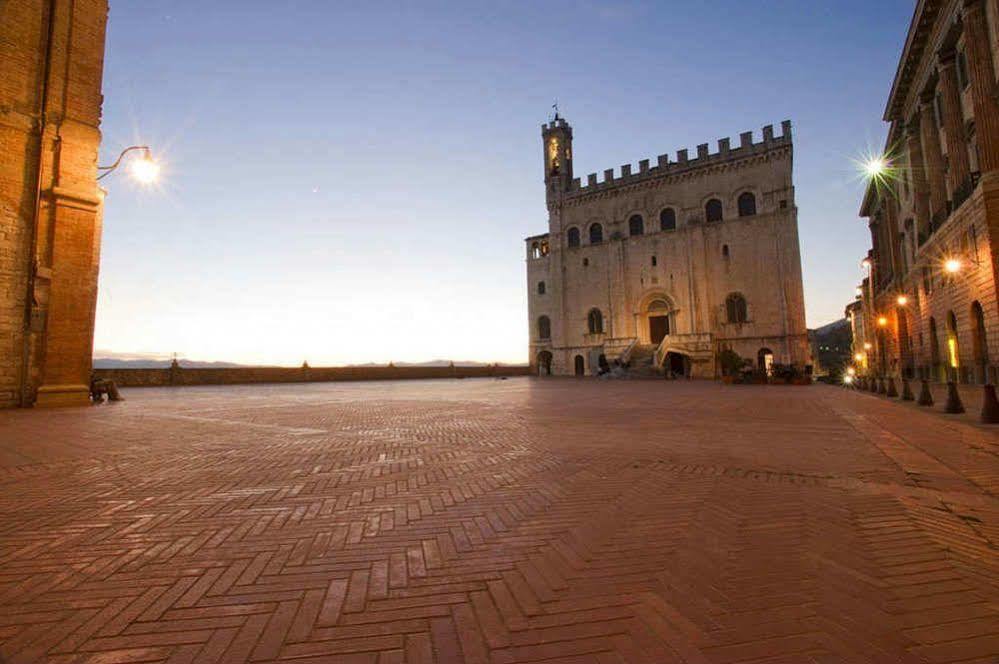 Hotel Pinolo Gubbio Exterior foto